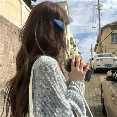 女孩罗塞玛莉
